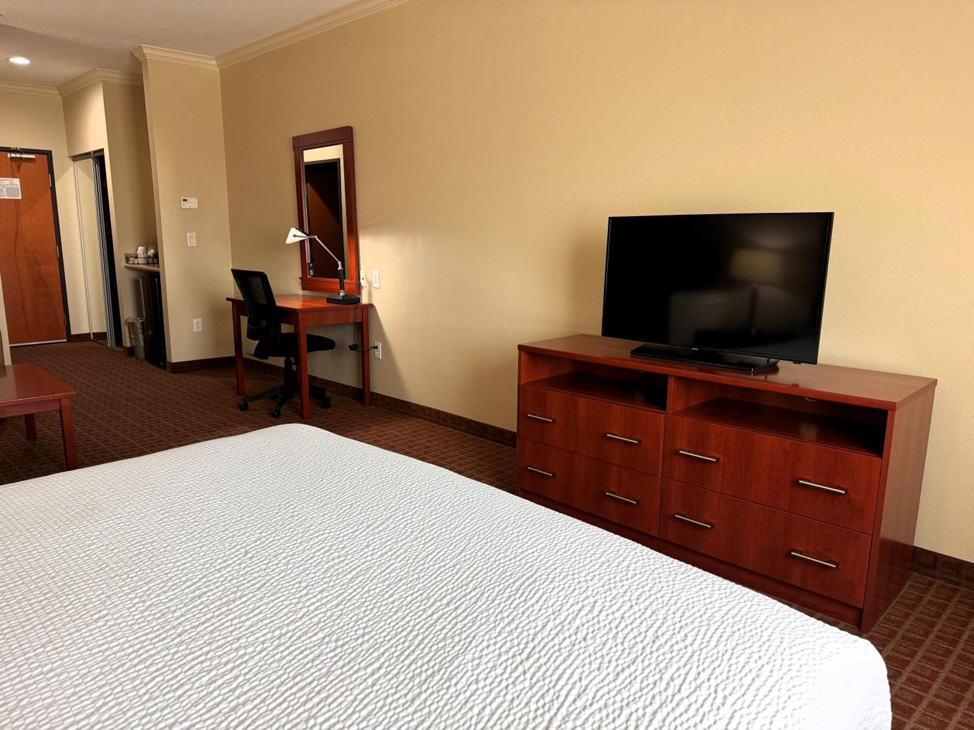 Hotel Ramada By Wyndham College Station Esterno foto