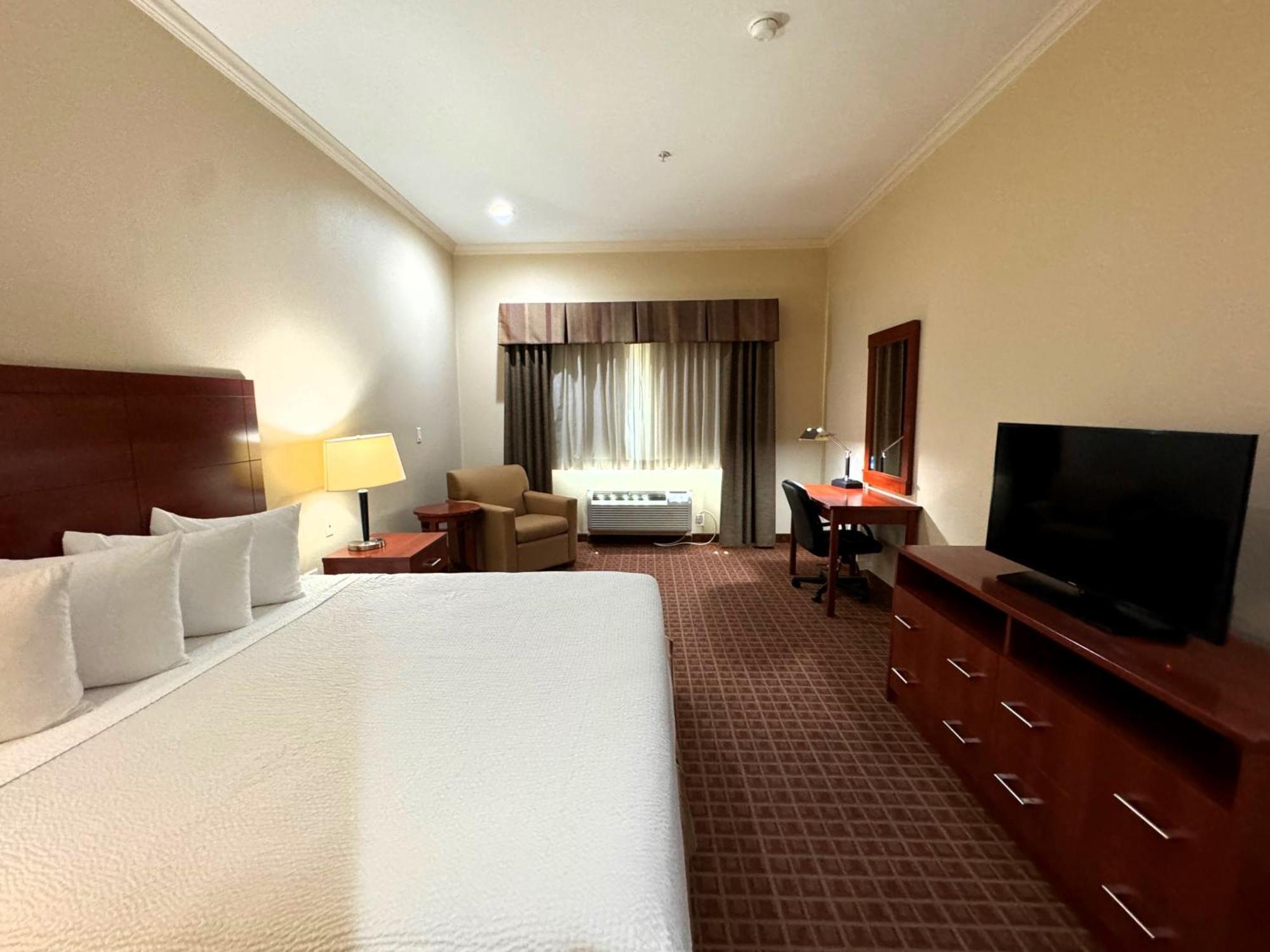 Hotel Ramada By Wyndham College Station Esterno foto