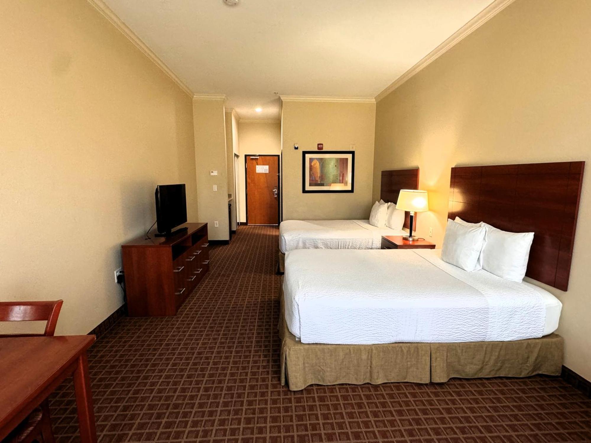Hotel Ramada By Wyndham College Station Esterno foto